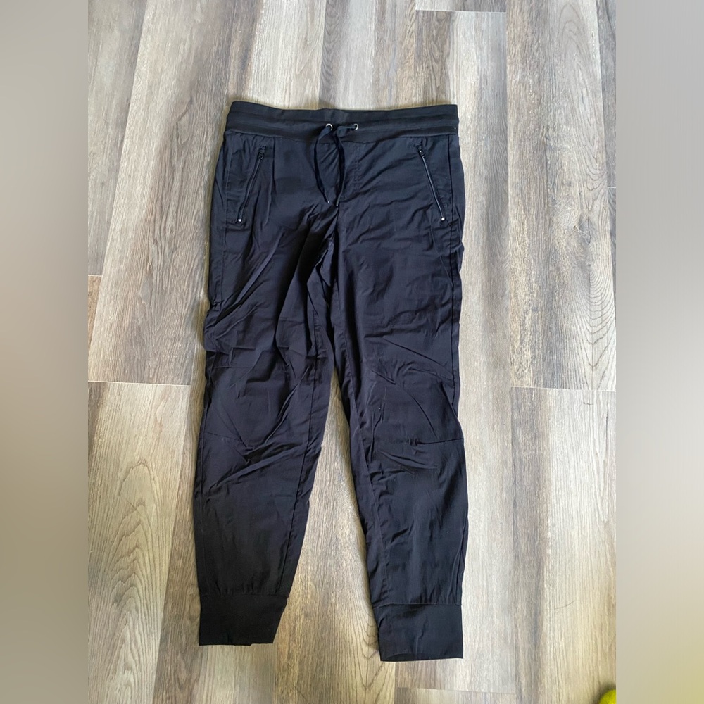 Member’s Mark Woven Trek Joggers